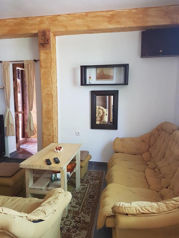 Belette Apartments & Park Nikšić エクステリア 写真