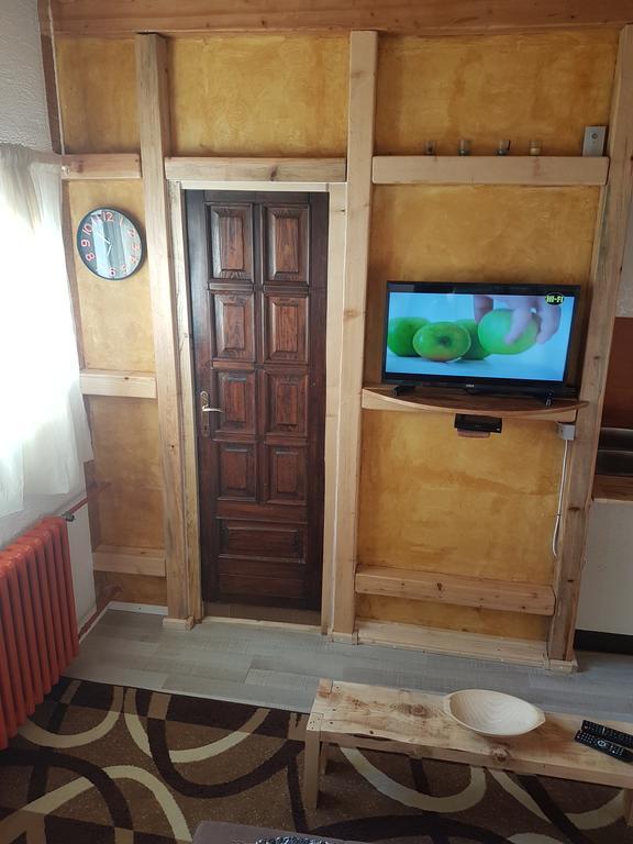 Belette Apartments & Park Nikšić エクステリア 写真